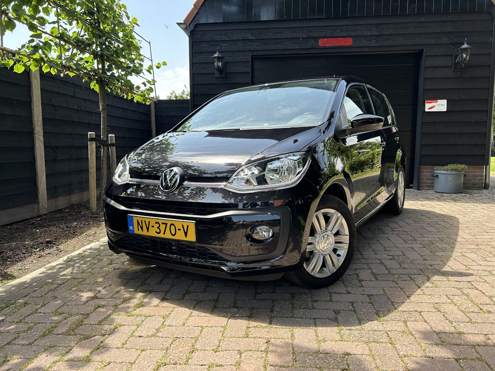 Volkswagen up! 1.0 BMT HIGHLINE | 1eig | nw APK | DAB+ | 6 mnd. Garantie