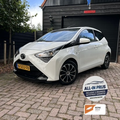 Toyota Aygo 1.0 VVT-i X-Play X-Nav | 1ste Eig | DAB+ | Achteruitrij Camera | 6 Mnd. Garantie  