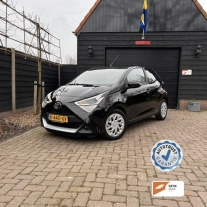 Toyota Aygo 1.0 VVT-i X-Play | Carplay | DAB+ | Achteruitrij Camera | 6 Mnd. Garantie