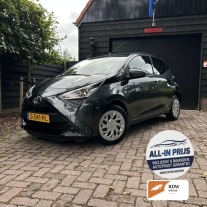 Toyota Aygo 1.0 VVT-i X-Play Limited | Carplay | Keyless  | Achteruitrij Camera | DAB+ | 6 mnd. Garantie 